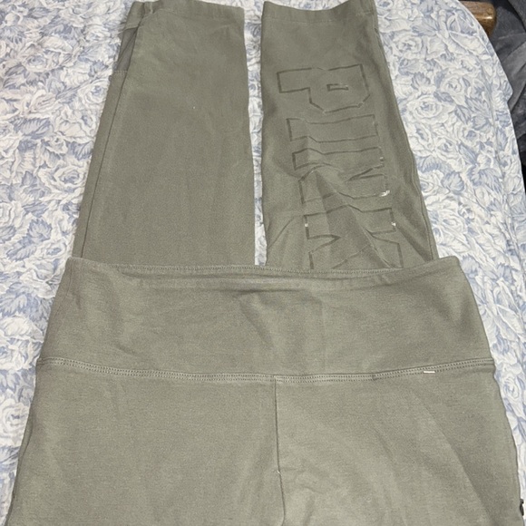 PINK Yoga Leggings - Picture 2 of 5